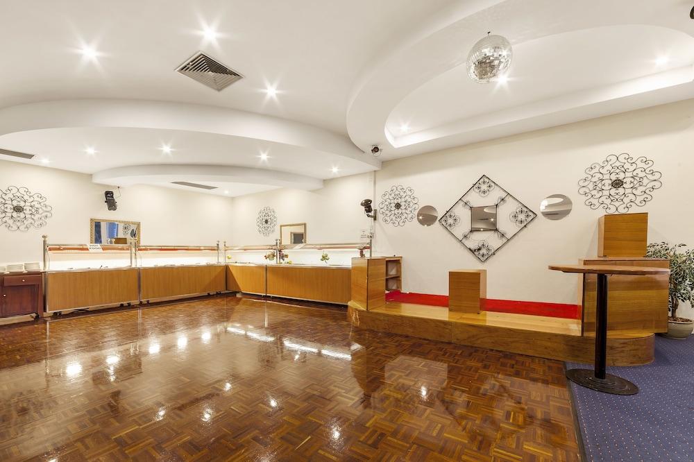 Ciloms Airport Lodge Melbourne City Exterior foto